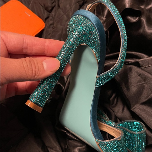 Betsy Johnson Crystal Emerald Green Elegant Teal High Heel Sandals- 3inch heels - Picture 4 of 7